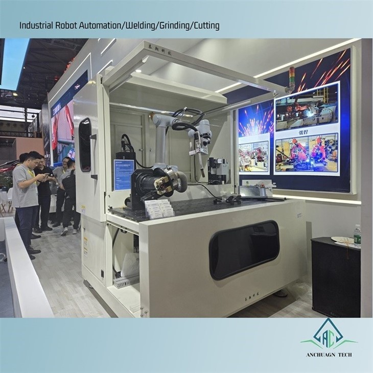 Collaborative Robot Welding Workstation